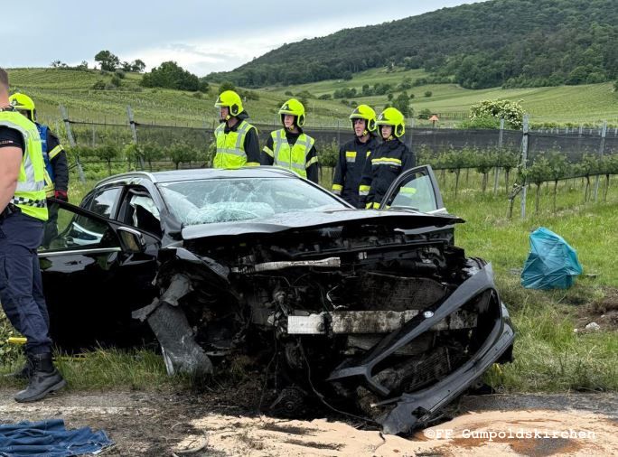 28.5.2025 - Verkehrsunfall mit Menschenrettung